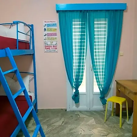 Youth Anna Hotel *